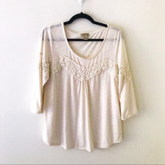 Lucky Brand Tops - LUCKY BRAND Cream Crochet Detail 3/4 Sleeve Top